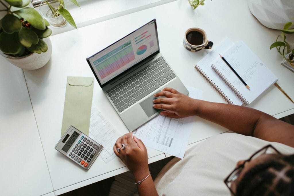 how can budgeting help you